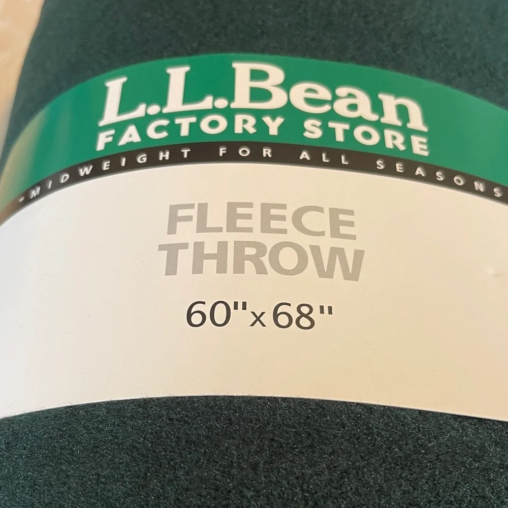 L.L. Bean Dark Green Midweight Fleece Throw Blanket Polyester